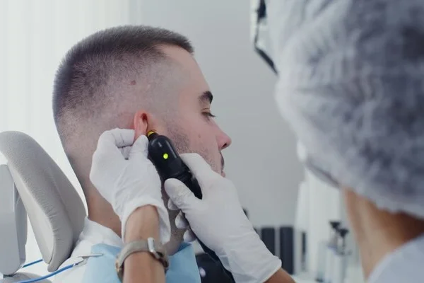 Microscopy and otoscopy